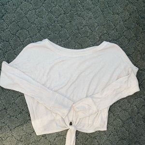 long sleeve with knot on the bottom